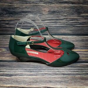B.A.I.T. Modcloth Green & Red T Strap Kitten Heels